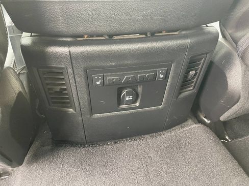 Used 2016 RAM 3500 Laramie w/ Convenience Group image 26