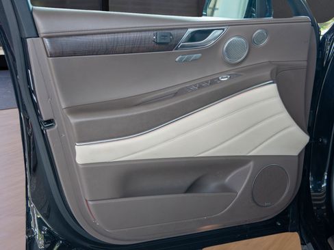 Used 2023 Genesis GV80 2.5T w/ Advanced Package image 14