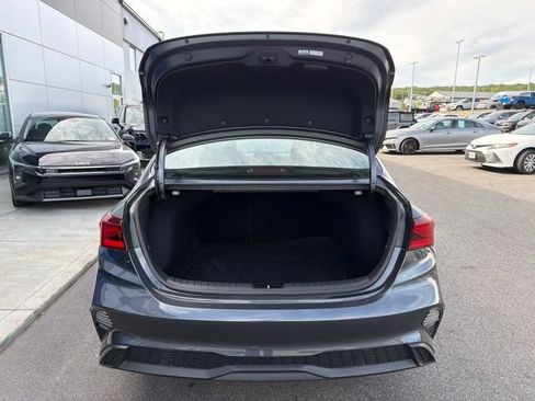 Used 2024 Kia Forte LXS w/ LXS Technology Package FWD image 23