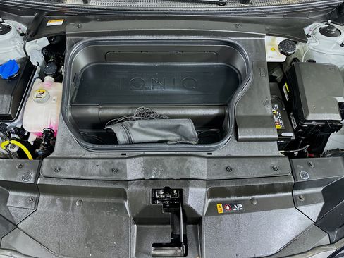 Used 2024 Hyundai Ioniq 6 SEL RWD image 32