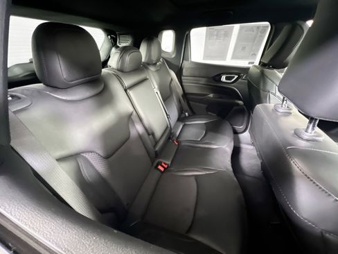 Used 2022 Jeep Compass Altitude w/ Sun and Sound Group AWD/4WD image 25