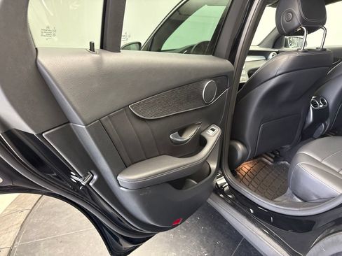 Used 2022 Mercedes-Benz GLC 300 4MATIC image 14