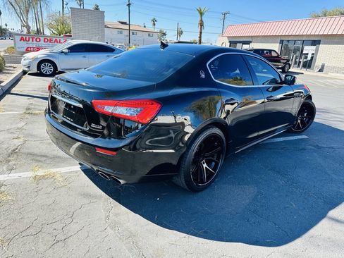 Used 2016 Maserati Ghibli RWD image 5