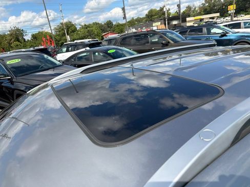 Certified 2024 Kia Seltos SX w/ SX Sunroof Package AWD/4WD image 14