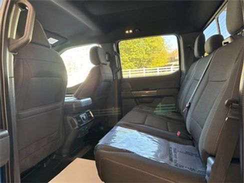 Used 2023 Ford F150 XLT image 33