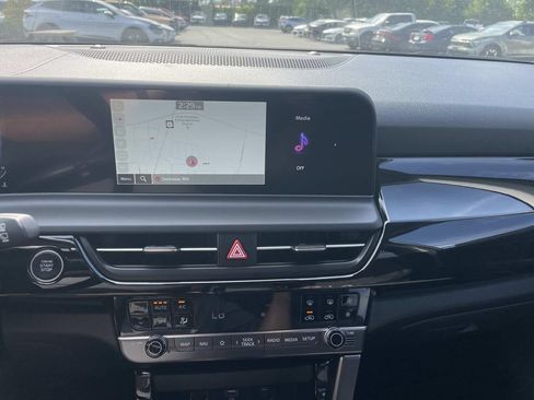 New 2026 Kia Seltos S AWD/4WD image 9