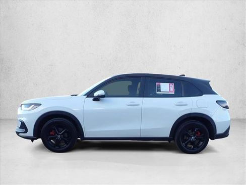 Used 2025 Honda HR-V LX image 2