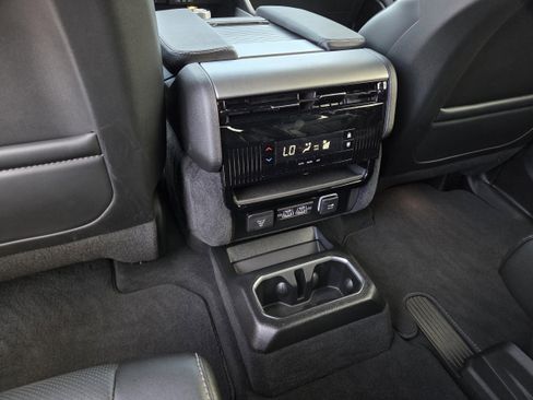 New 2026 Jeep Grand Wagoneer 2WD image 20