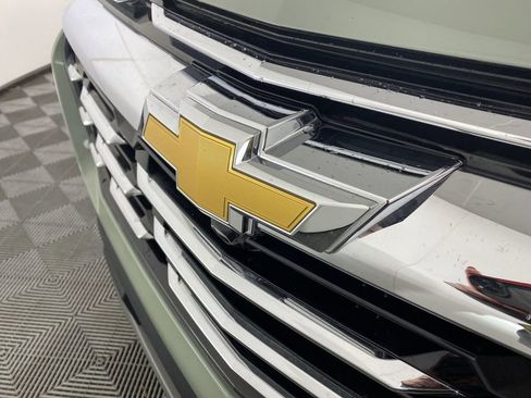 Used 2025 Chevrolet Equinox LT w/ Convenience Package II image 33