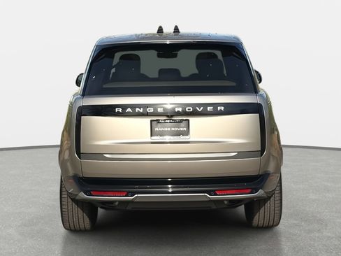 New 2026 Land Rover Range Rover SE image 6
