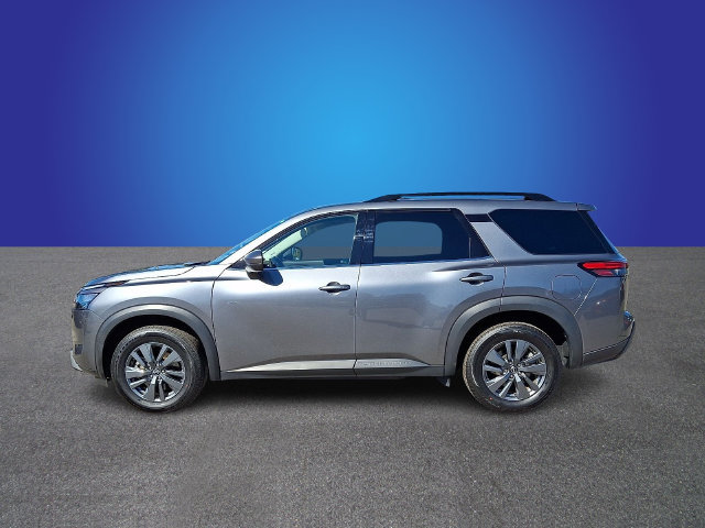 Used 2025 Nissan Pathfinder SV FWD image 7