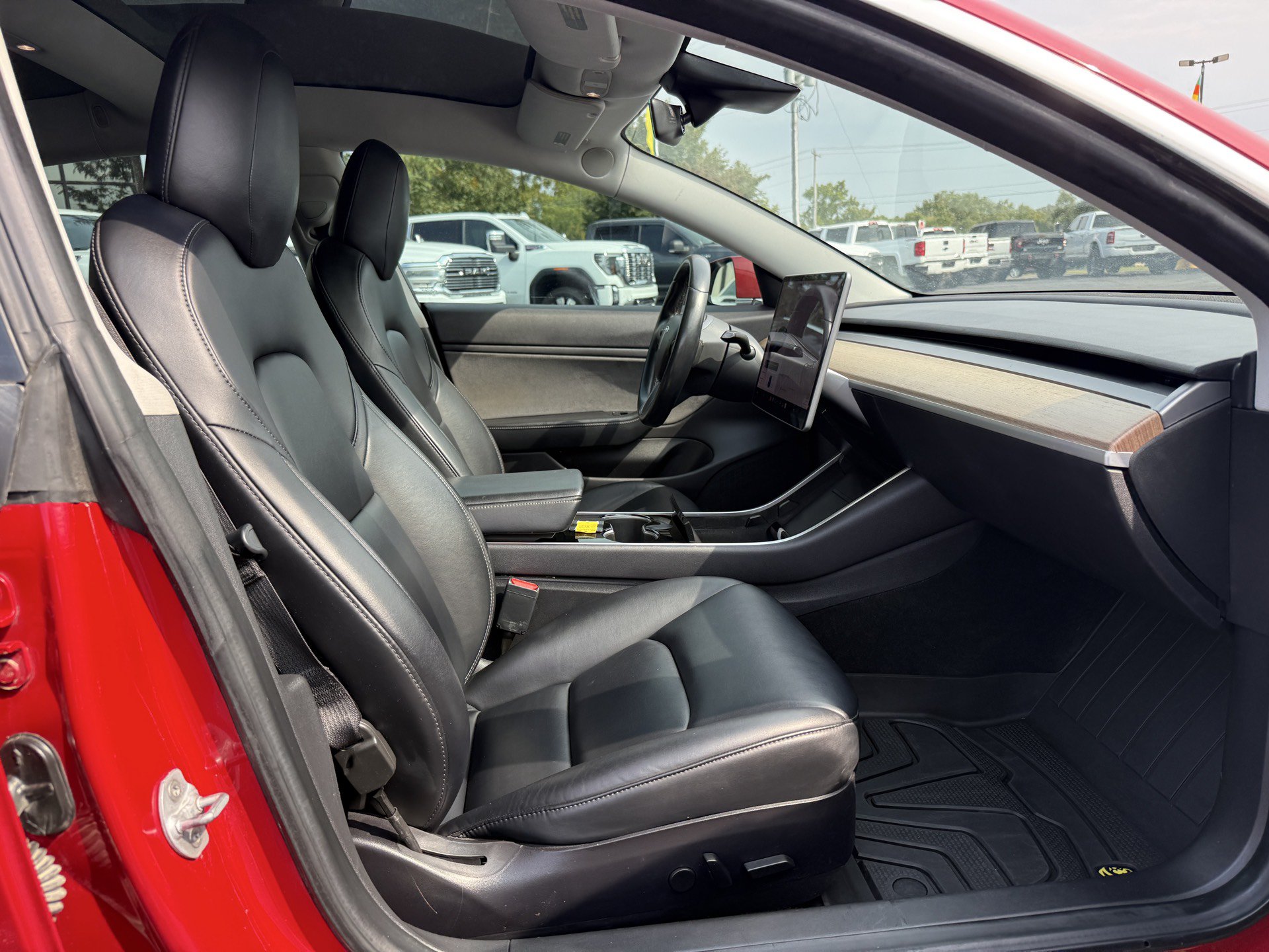 Used 2019 Tesla Model 3 Standard Range Plus RWD image 24