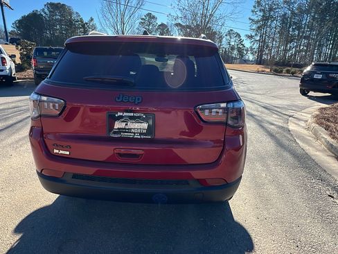 New 2026 Jeep Compass Latitude image 9