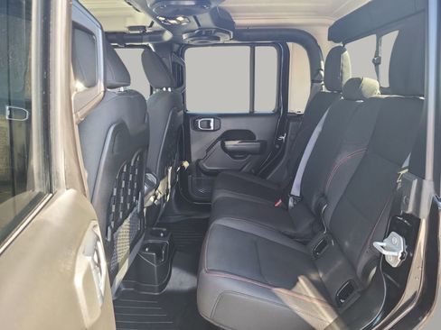 Used 2022 Jeep Gladiator Rubicon w/ Trailer Tow Package image 11