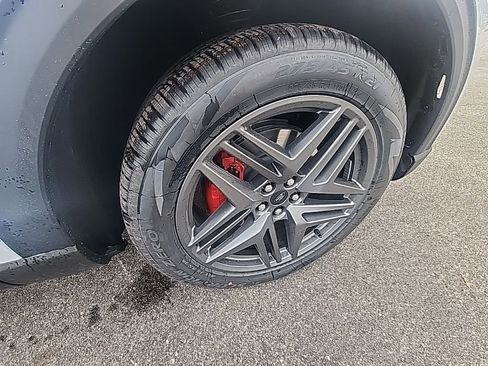 New 2026 Ford Explorer ST image 19