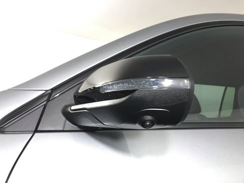 New 2026 Chevrolet Traverse LT w/ Midnight/Sport Edition image 7