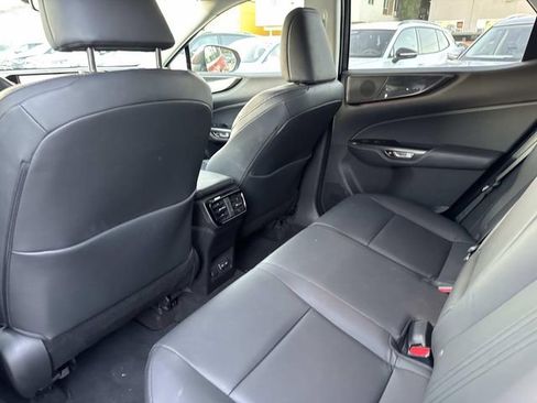 Used 2023 Lexus NX 350 AWD image 9