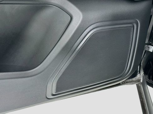 Certified 2026 Porsche Macan AWD/4WD image 21