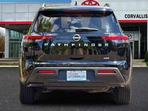 Used 2025 Nissan Pathfinder SV AWD/4WD image 5