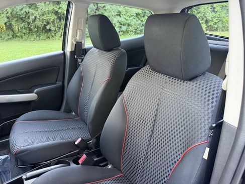 Used 2013 MAZDA MAZDA2 Touring FWD image 11