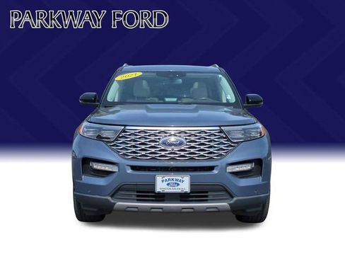 Used 2021 Ford Explorer Platinum w/ Equipment Group 601A AWD/4WD image 2