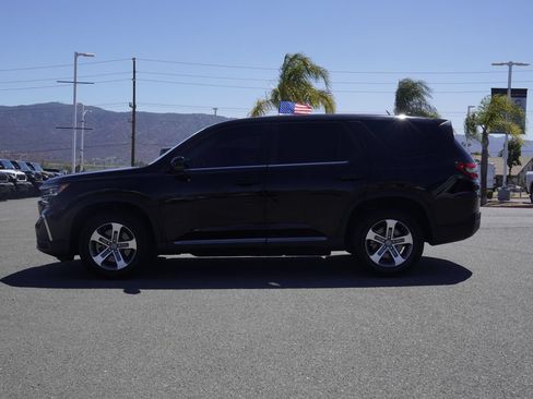 Used 2023 Honda Pilot EX-L image 7