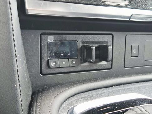 Used 2023 Nissan Armada SL w/ Midnight Edition Package AWD/4WD image 32