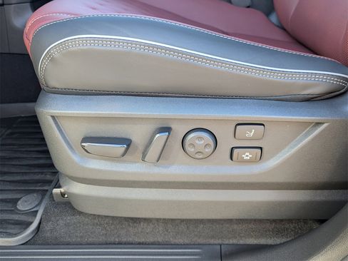 New 2026 INFINITI QX80 Autograph image 14