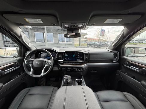 Used 2026 Chevrolet Silverado 1500 LT Trail Boss w/ Safety Package image 18