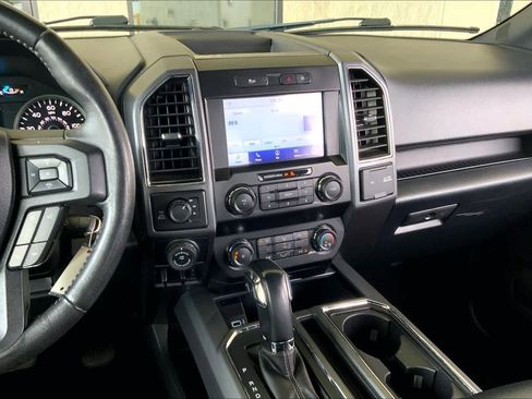 Used 2019 Ford F150 XLT w/ Equipment Group 302A Luxury image 7
