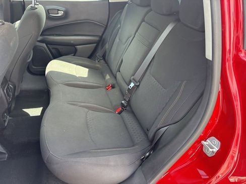 Used 2019 Jeep Compass Sport w/ Tech Group image 10