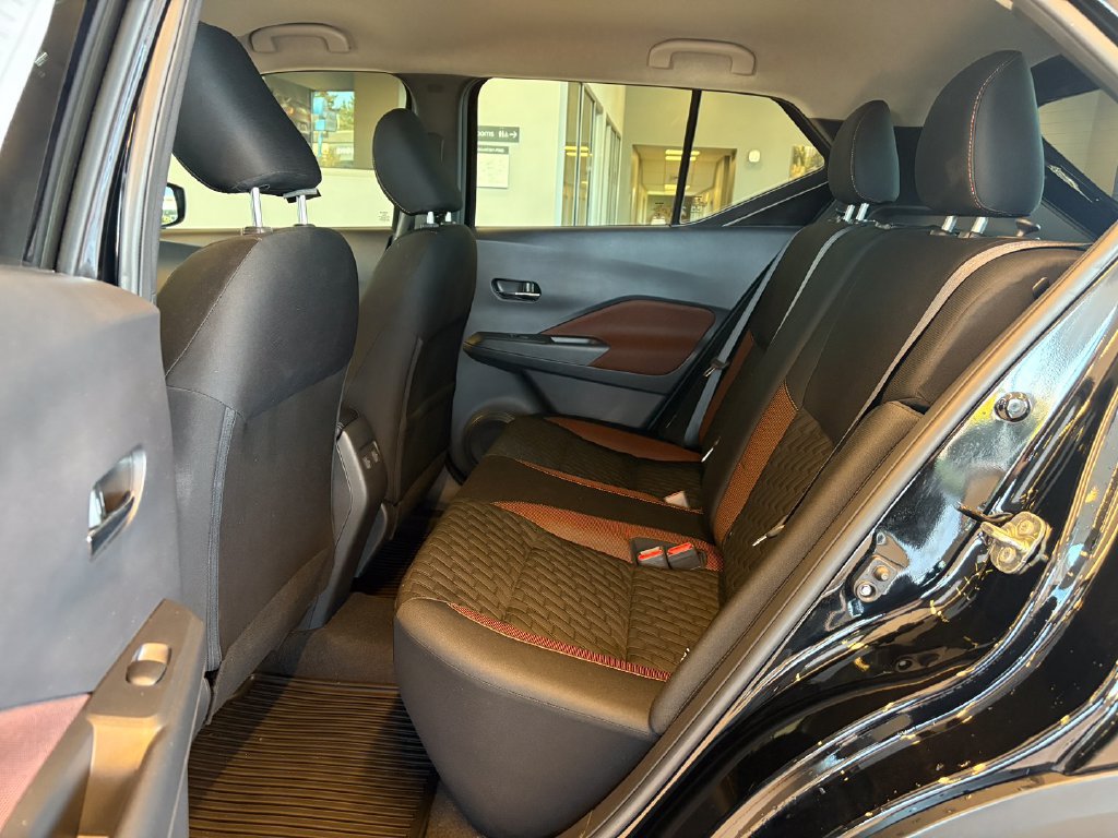 Used 2021 Nissan Kicks SR FWD image 25