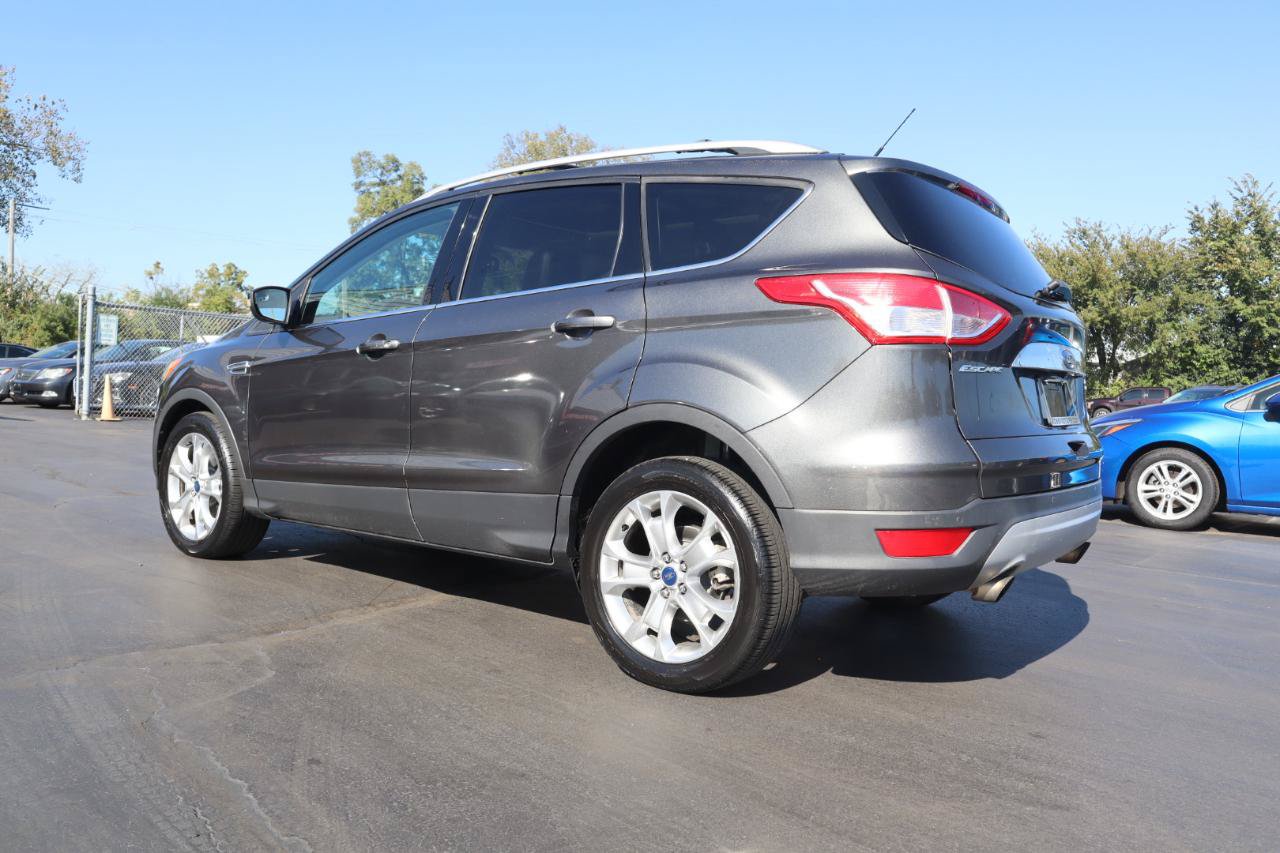 Used 2015 Ford Escape Titanium AWD/4WD image 3