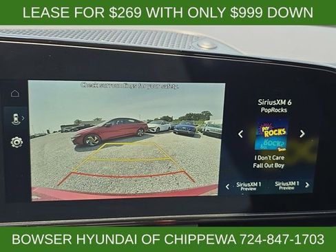 New 2025 Hyundai Elantra SEL image 12