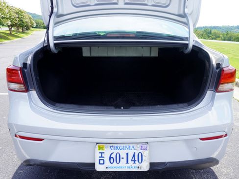 Used 2023 Kia Rio LX image 31