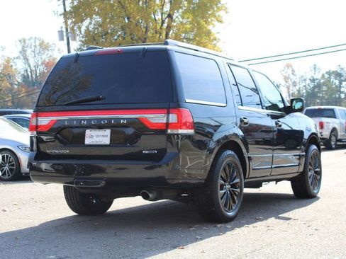 Used 2015 Lincoln Navigator 2WD image 8