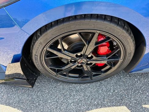 Used 2021 Chevrolet Corvette Stingray Premium Cpe w/ Z51 Performance Package RWD image 14