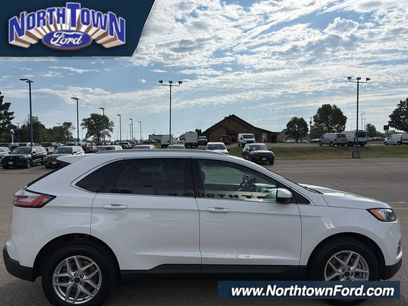 Used 2024 Ford Edge SEL w/ Convenience Package