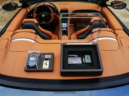 Used 2026 Ferrari Roma Spider RWD image 90