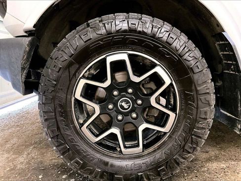 Used 2021 Ford Bronco Outer Banks AWD/4WD image 8