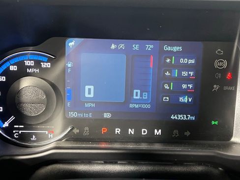 Used 2023 Ford Bronco Badlands image 19