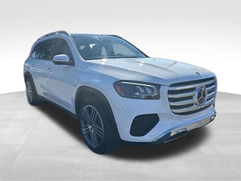 Certified 2025 Mercedes-Benz GLS 450 4MATIC image 44