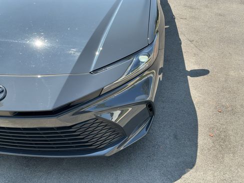 Used 2026 Toyota Camry LE FWD image 6