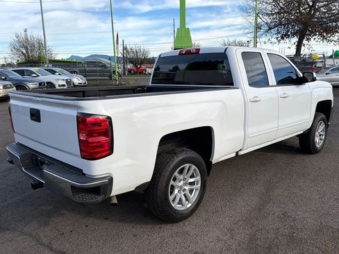 Used 2018 Chevrolet Silverado 1500 LT w/ Trailering Package image 3
