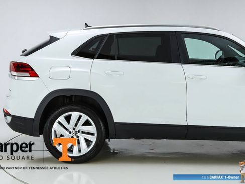 Used 2023 Volkswagen Atlas Cross Sport SE w/ Panoramic Sunroof Package AWD/4WD image 50