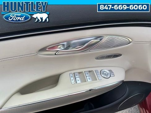 Used 2023 Genesis GV70 2.5T w/ Select Package AWD/4WD image 19