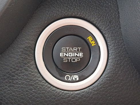 Used 2022 RAM 1500 Big Horn image 22