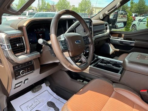 Used 2023 Ford F350 King Ranch AWD/4WD image 15