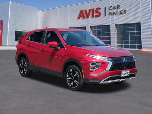 Used 2025 Mitsubishi Eclipse Cross SE AWD/4WD image 3