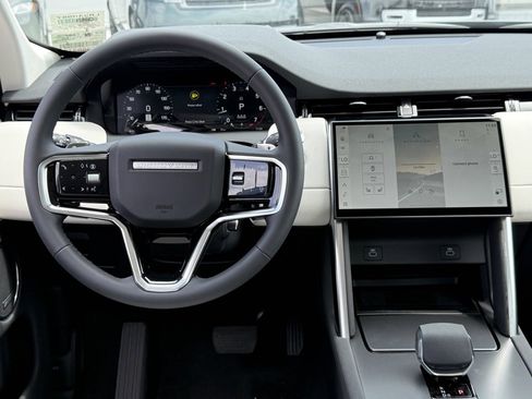 New 2025 Land Rover Discovery Sport S image 25